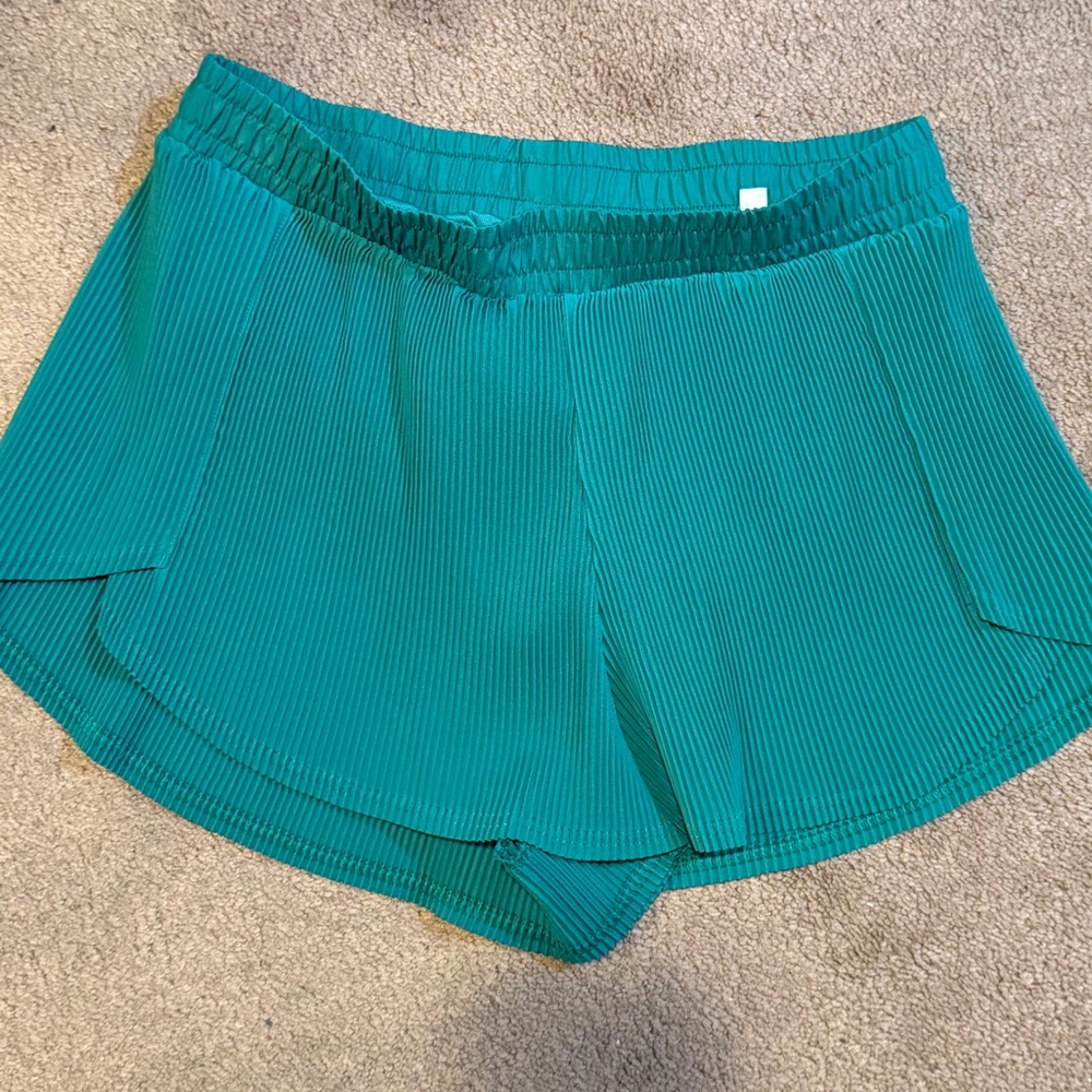 All in motion shorts